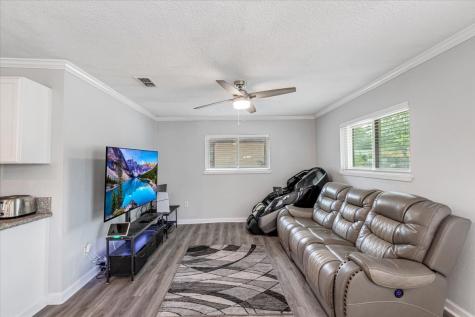 713 Bailey Street Denton TX 76205
