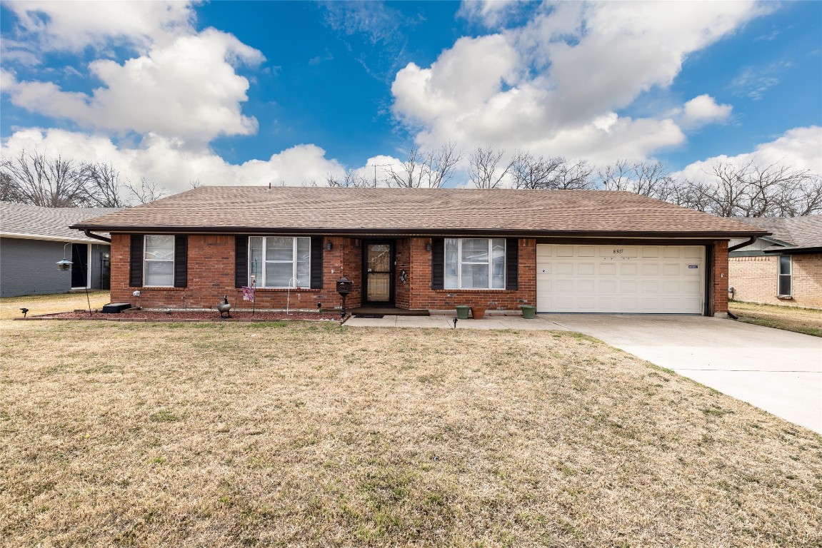 8917 Mahan Drive Benbrook TX 76116