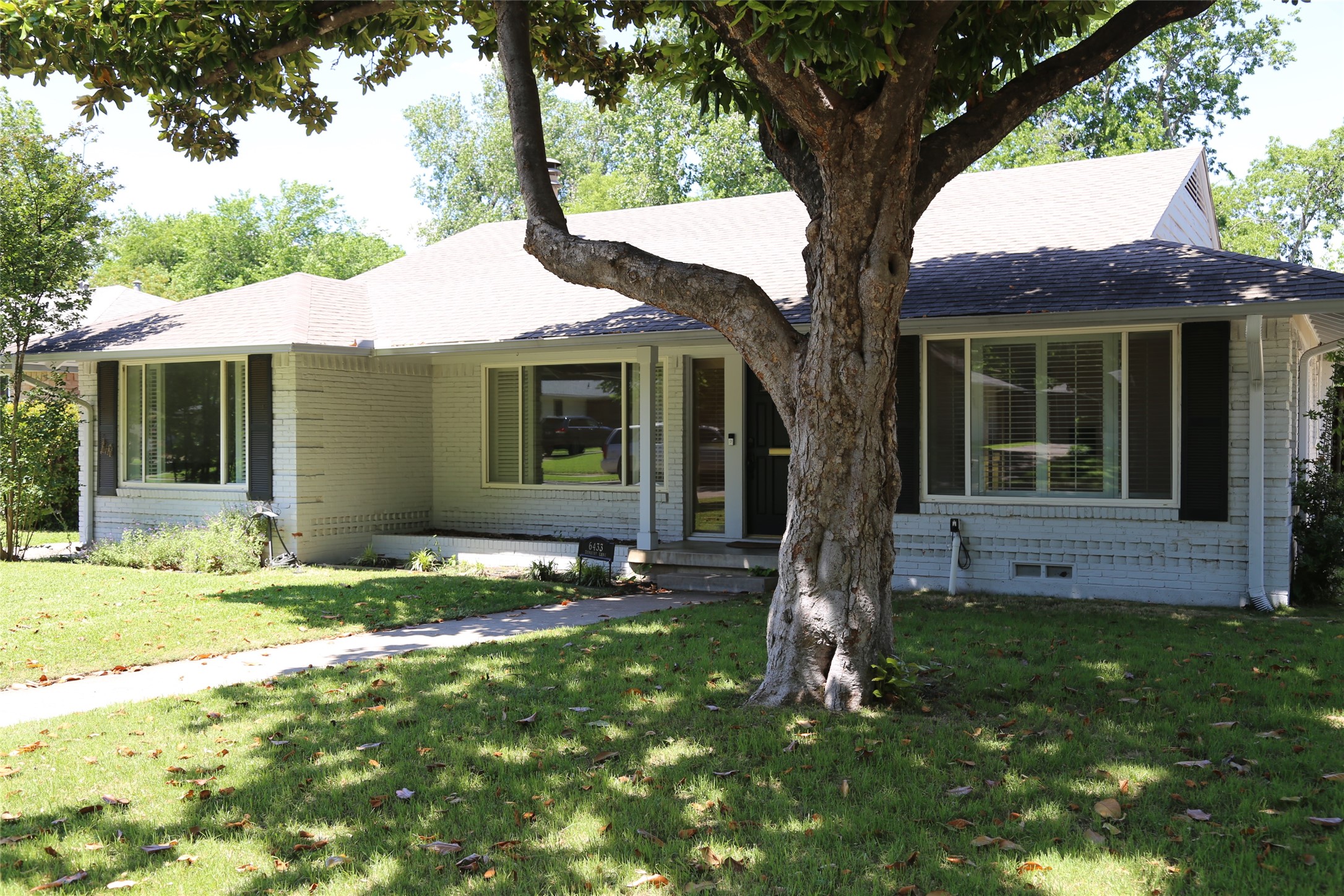 6433 Danbury Lane Dallas TX 75214