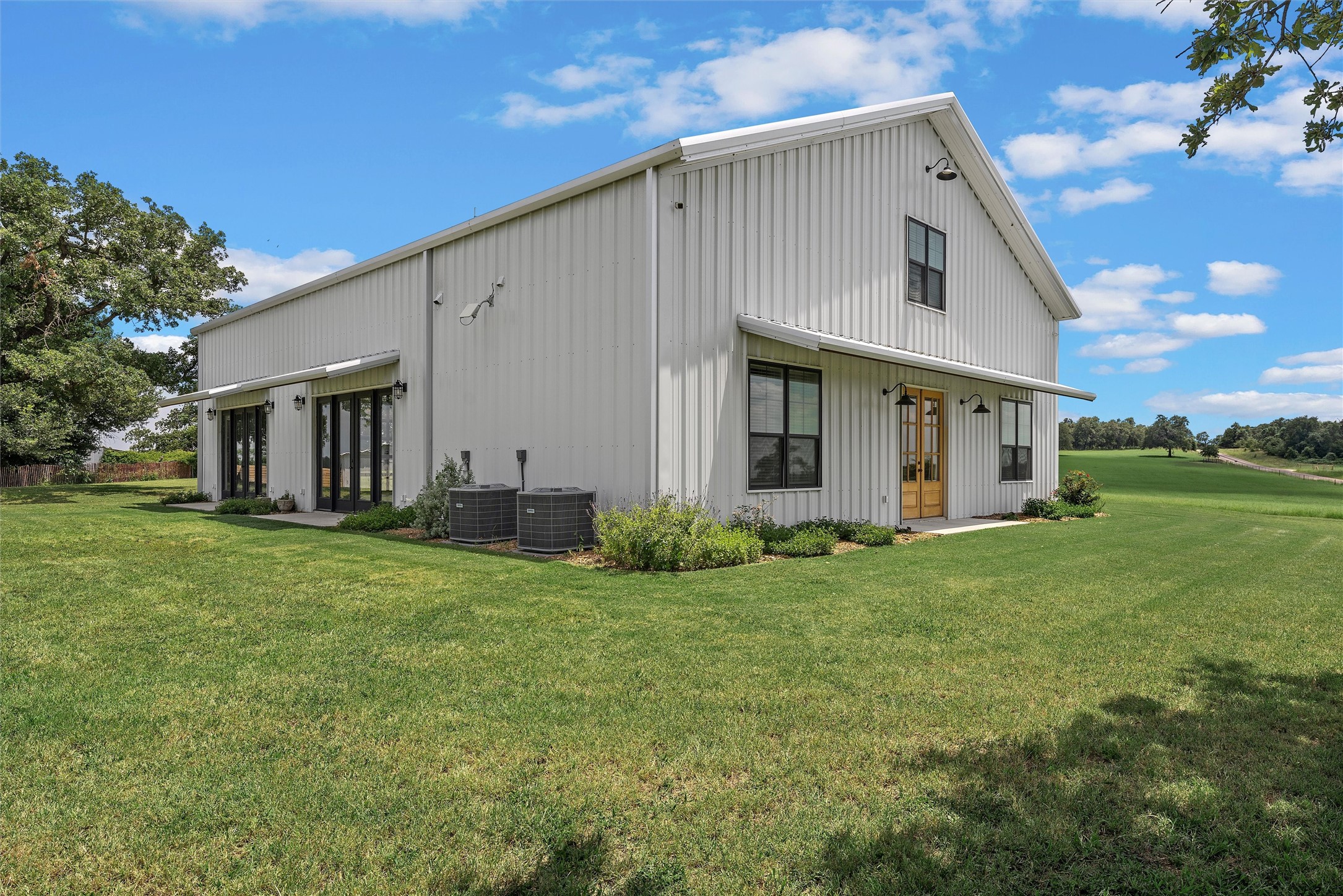 1006 County Road 280 Cameron TX 76520