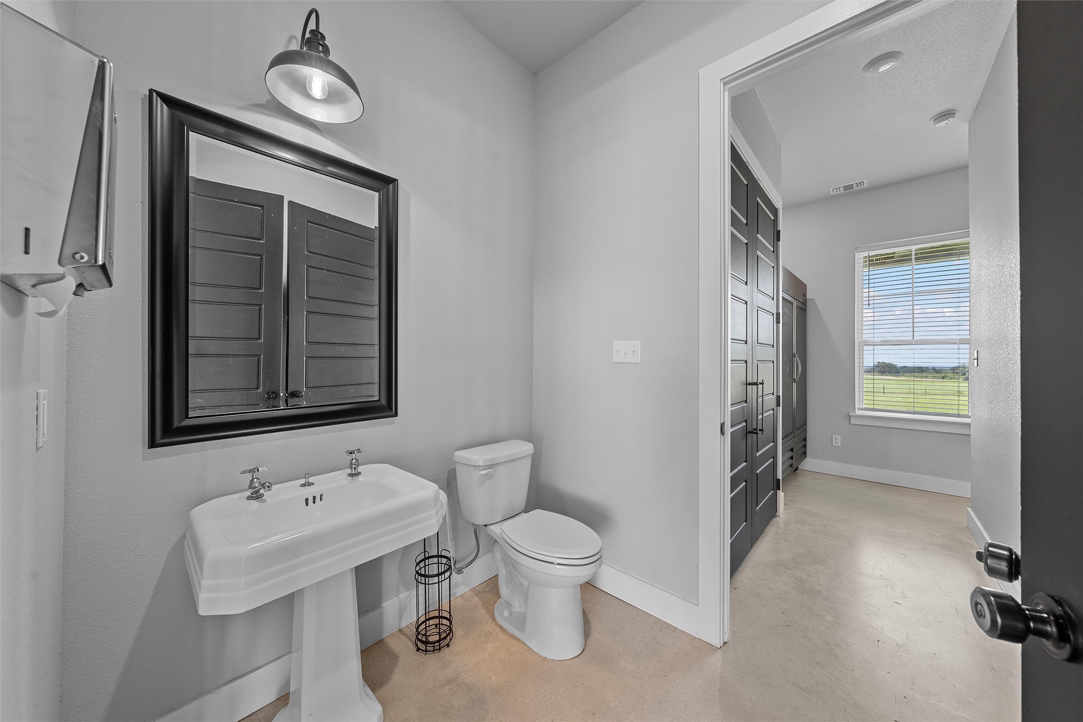 1006 County Road 280 Cameron TX 76520