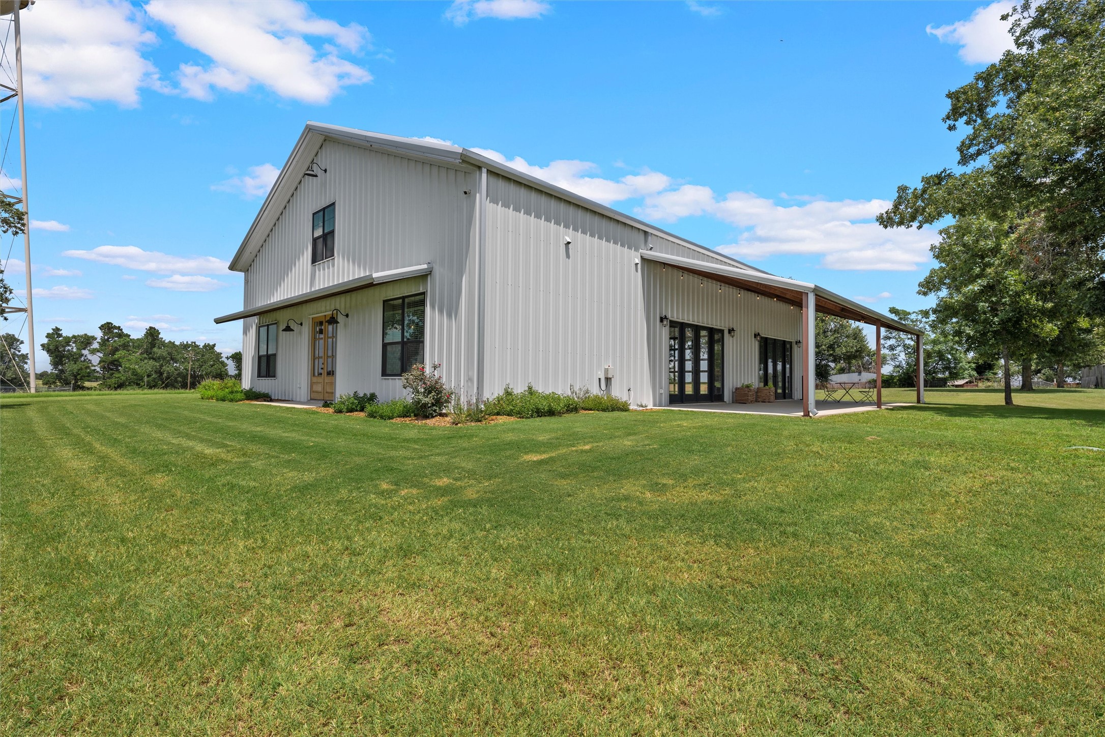 1006 County Road 280 Cameron TX 76520