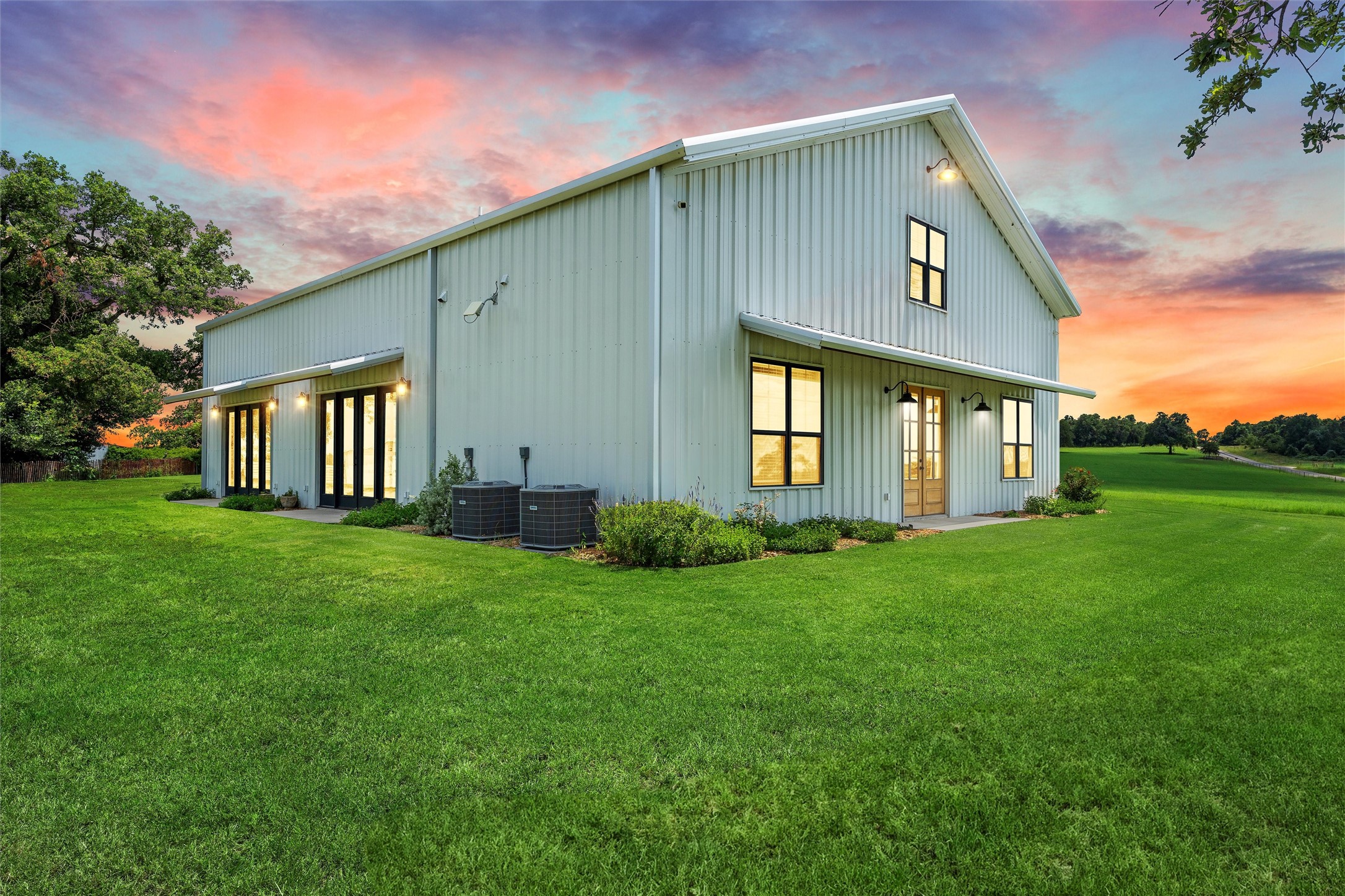 1006 County Road 280 Cameron TX 76520