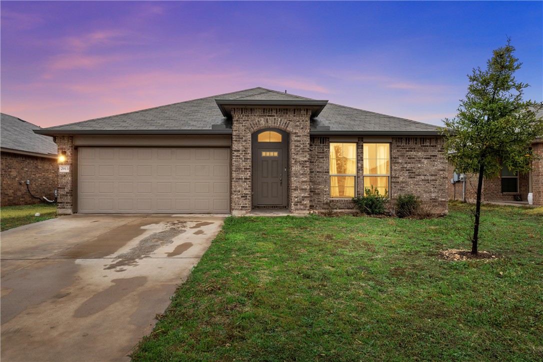 2913 Risinger Road Lorena TX 76655