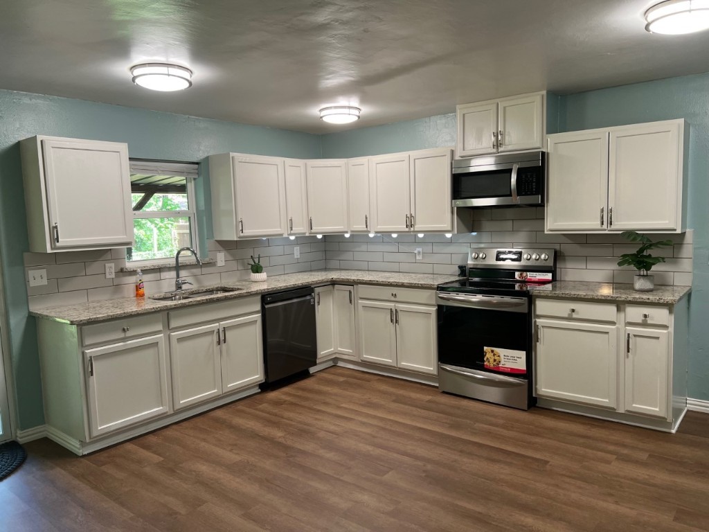 1008 Woodmere Drive Lewisville TX 75067