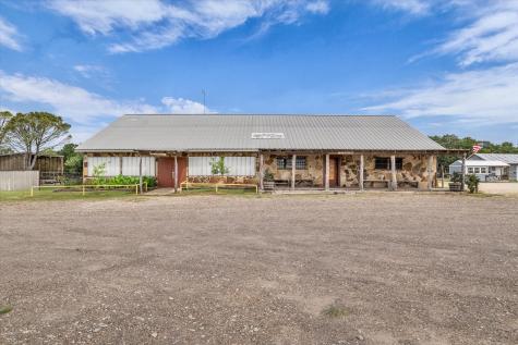 4553 Lake Felton Parkway Hallsburg TX 76705