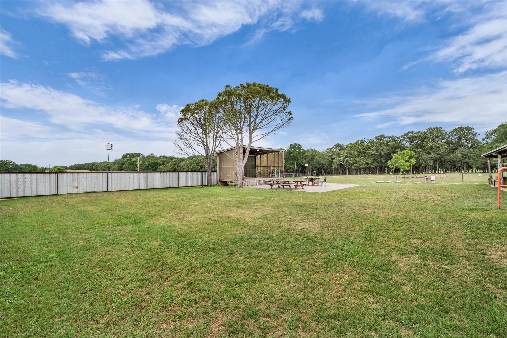 4553 Lake Felton Parkway Hallsburg TX 76705