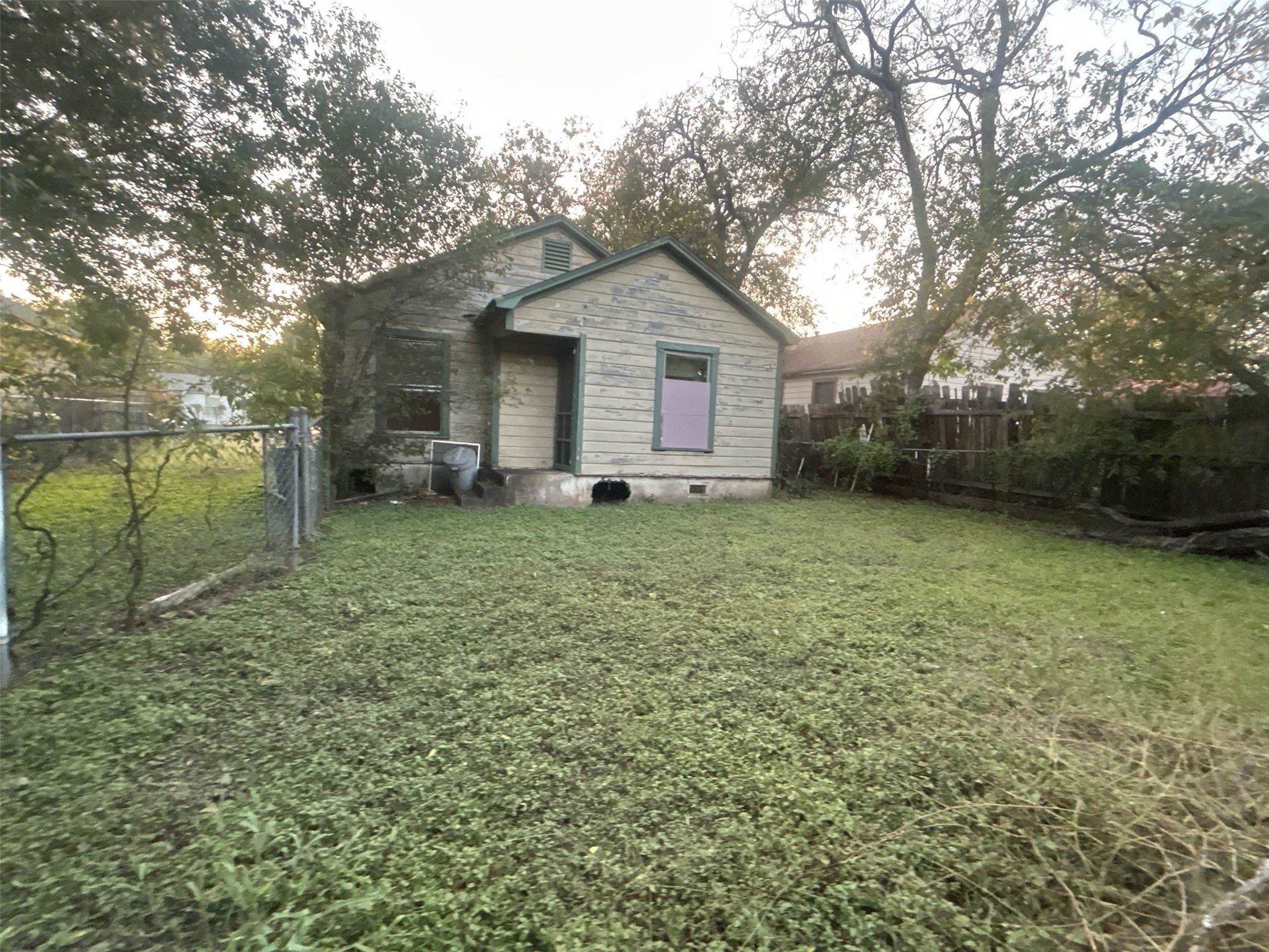 3317 N 23rd Street Waco TX 76708