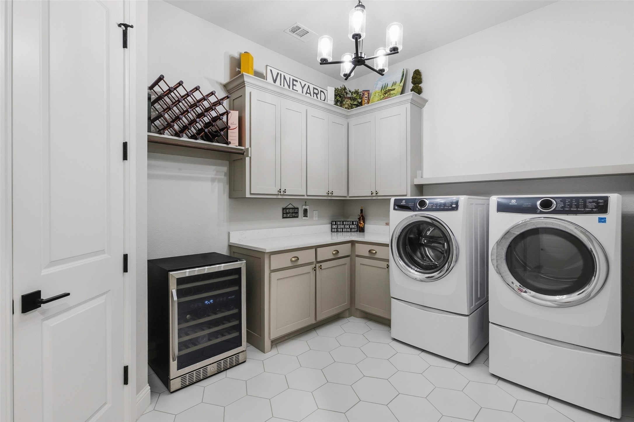 7613 Ira Drive North Richland Hills TX 76182