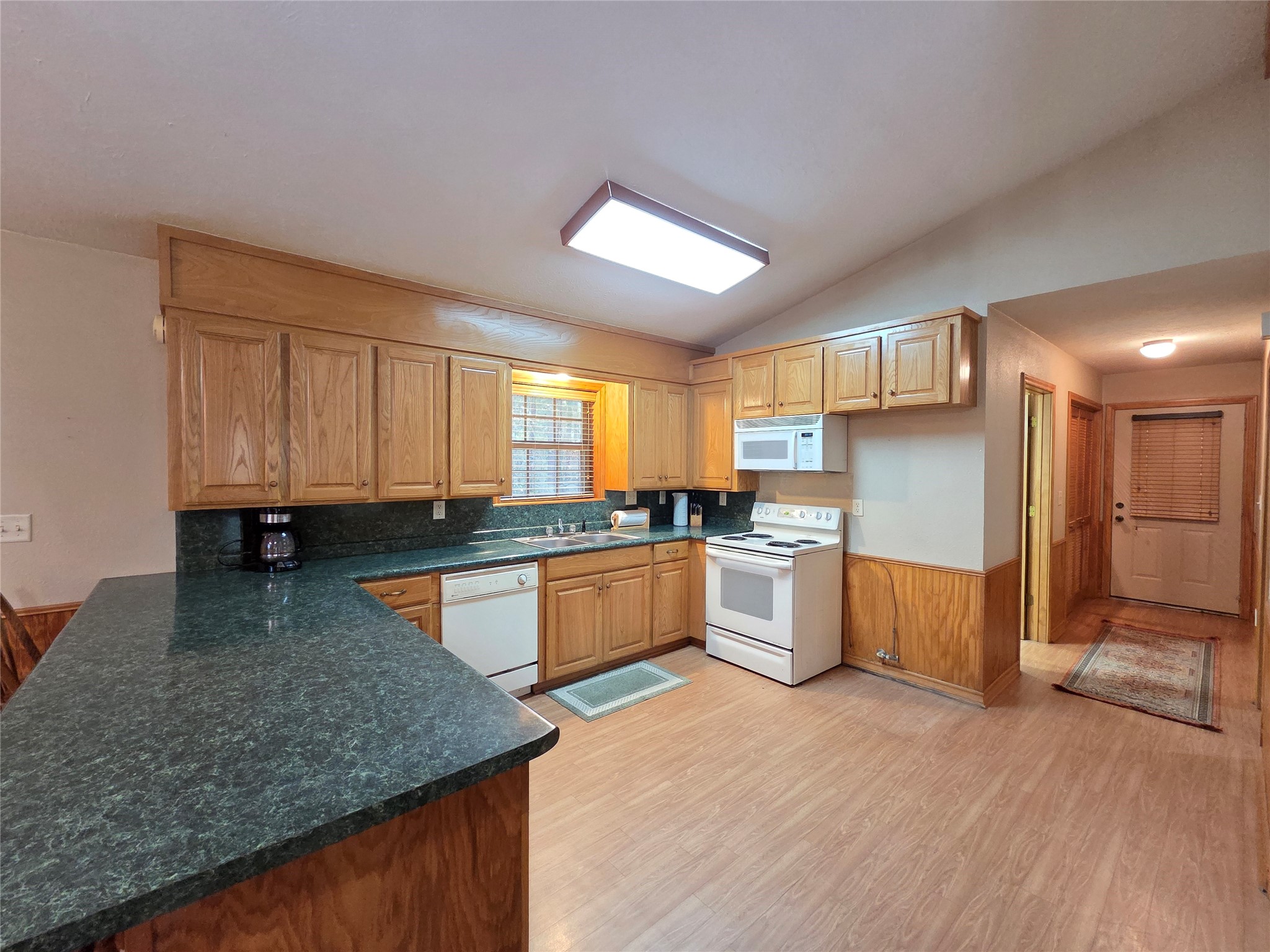 5015 561 Road Simms TX 75574