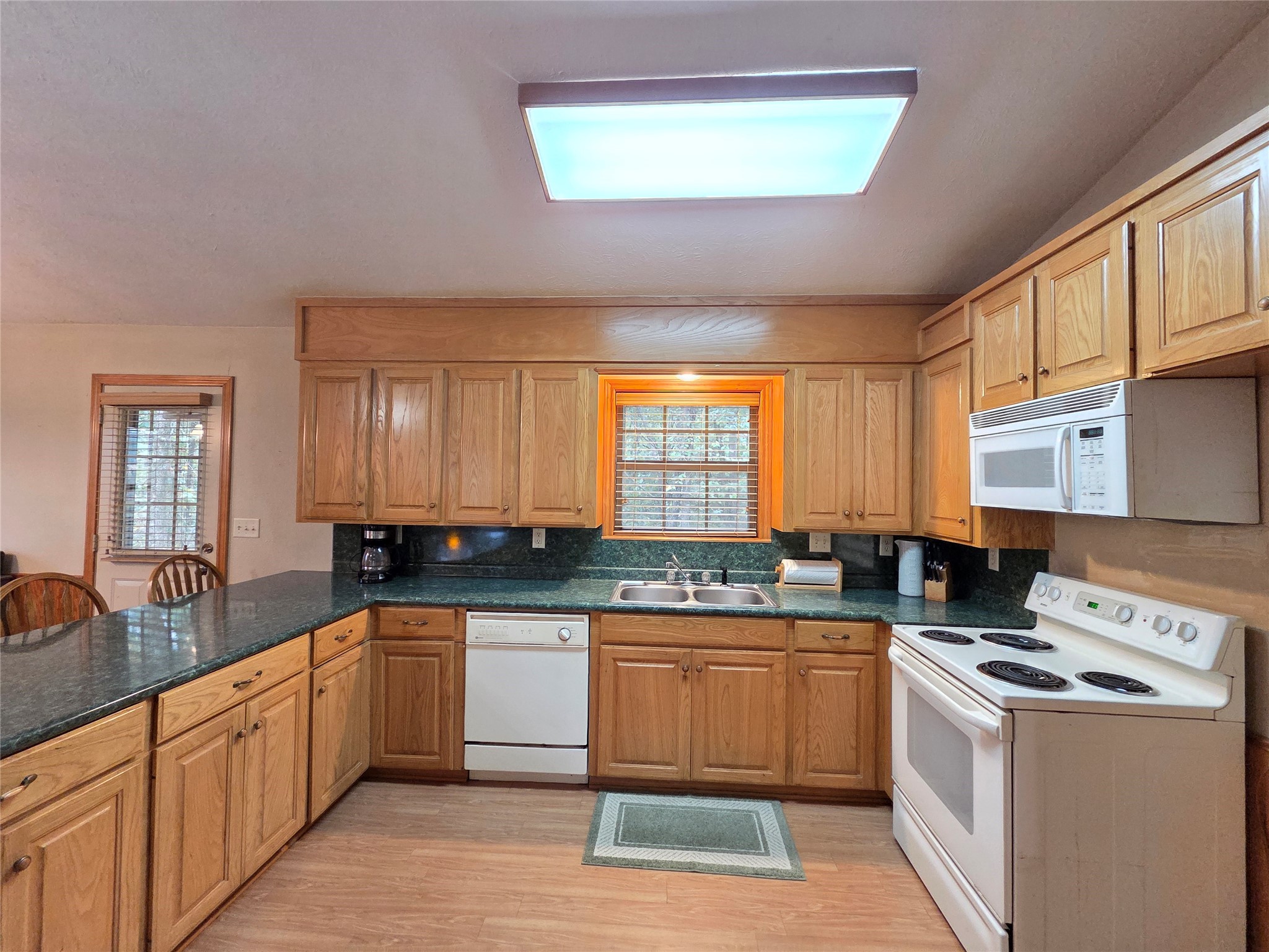 5015 561 Road Simms TX 75574