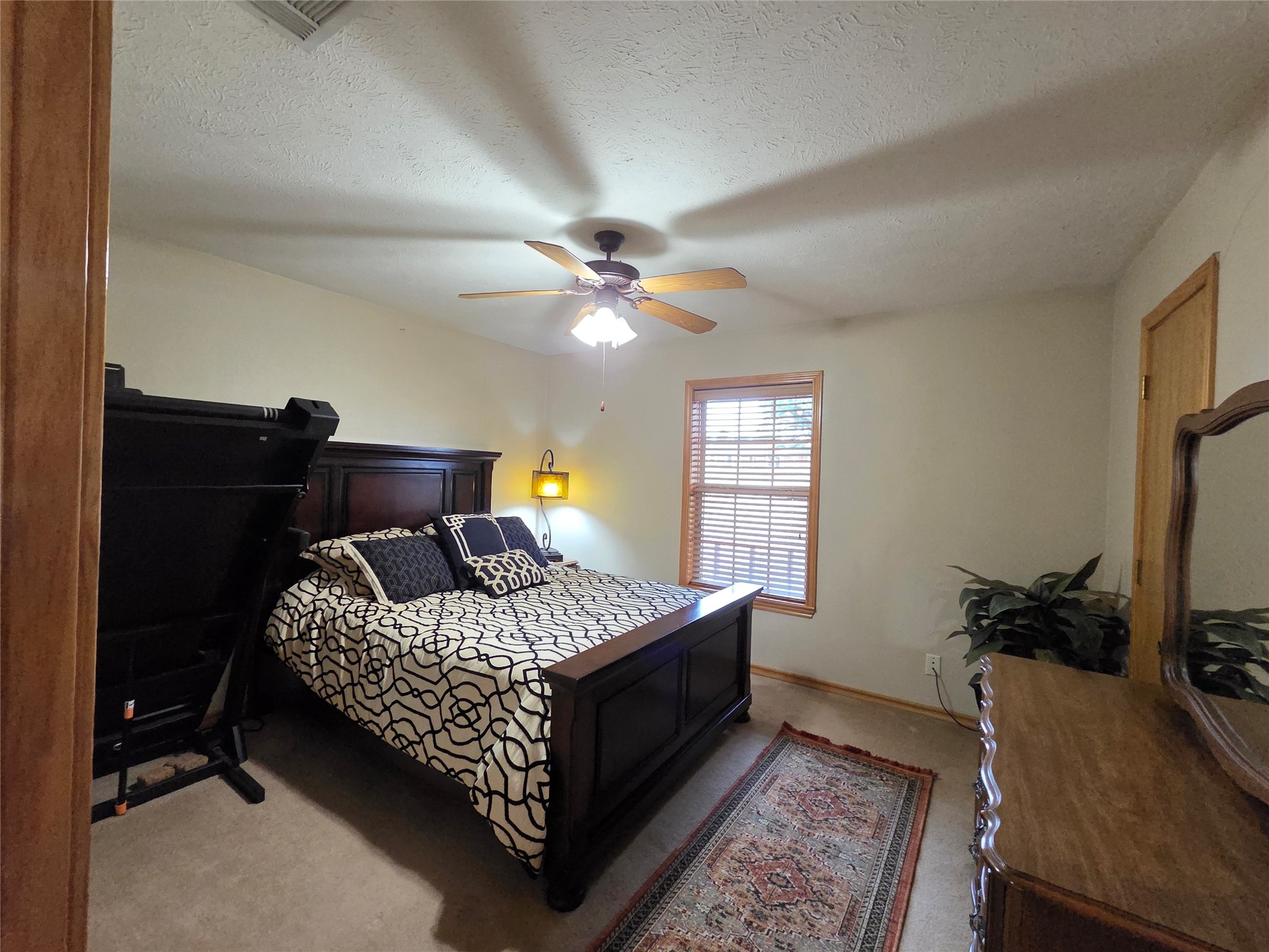 5015 561 Road Simms TX 75574