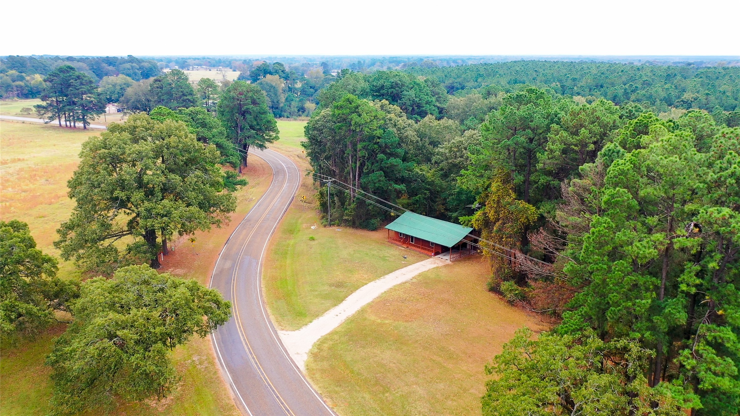5015 561 Road Simms TX 75574