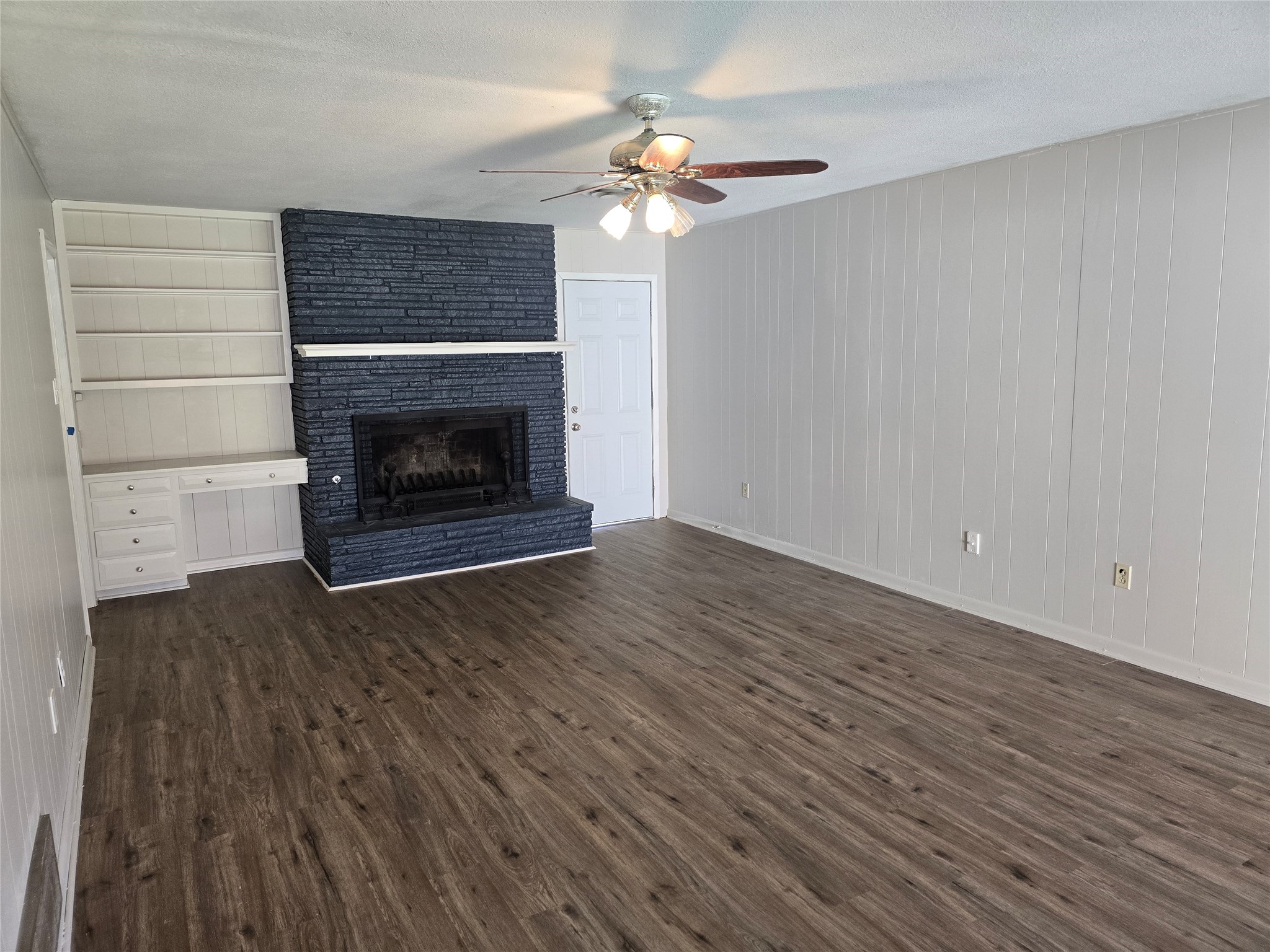 5801 Wedgworth Road Fort Worth TX 76133