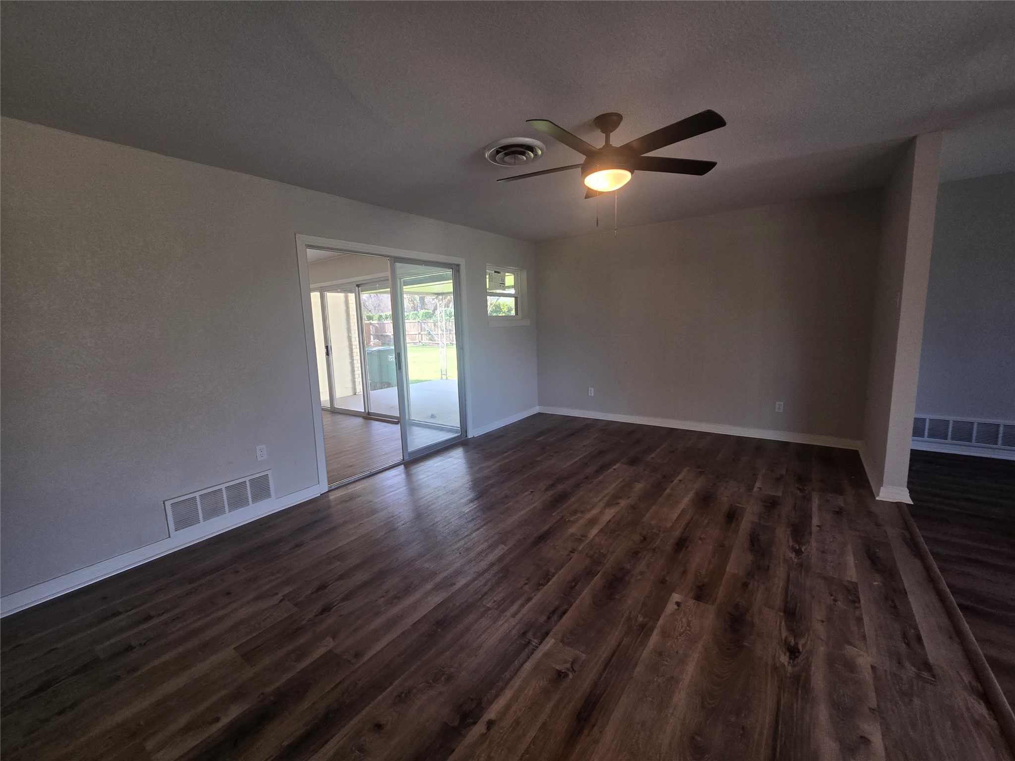 5801 Wedgworth Road Fort Worth TX 76133