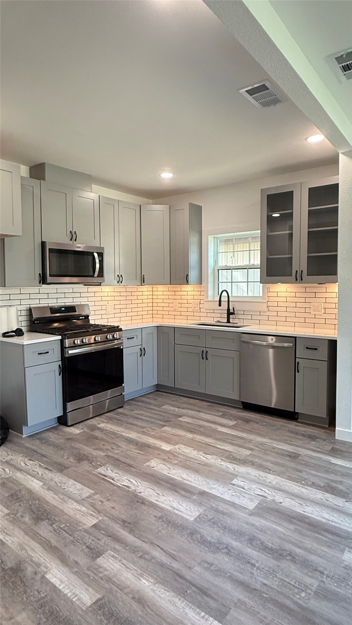 208 E 9th Street Coleman TX 76834