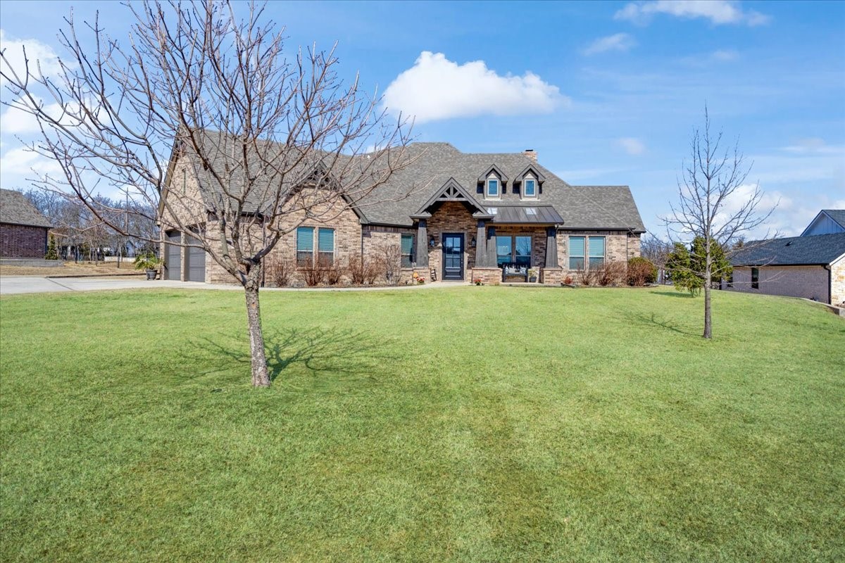 137 Blackthorn Drive Van Alstyne TX 75495