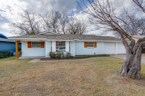 5425 Greenwood Way North Richland Hills TX 76180