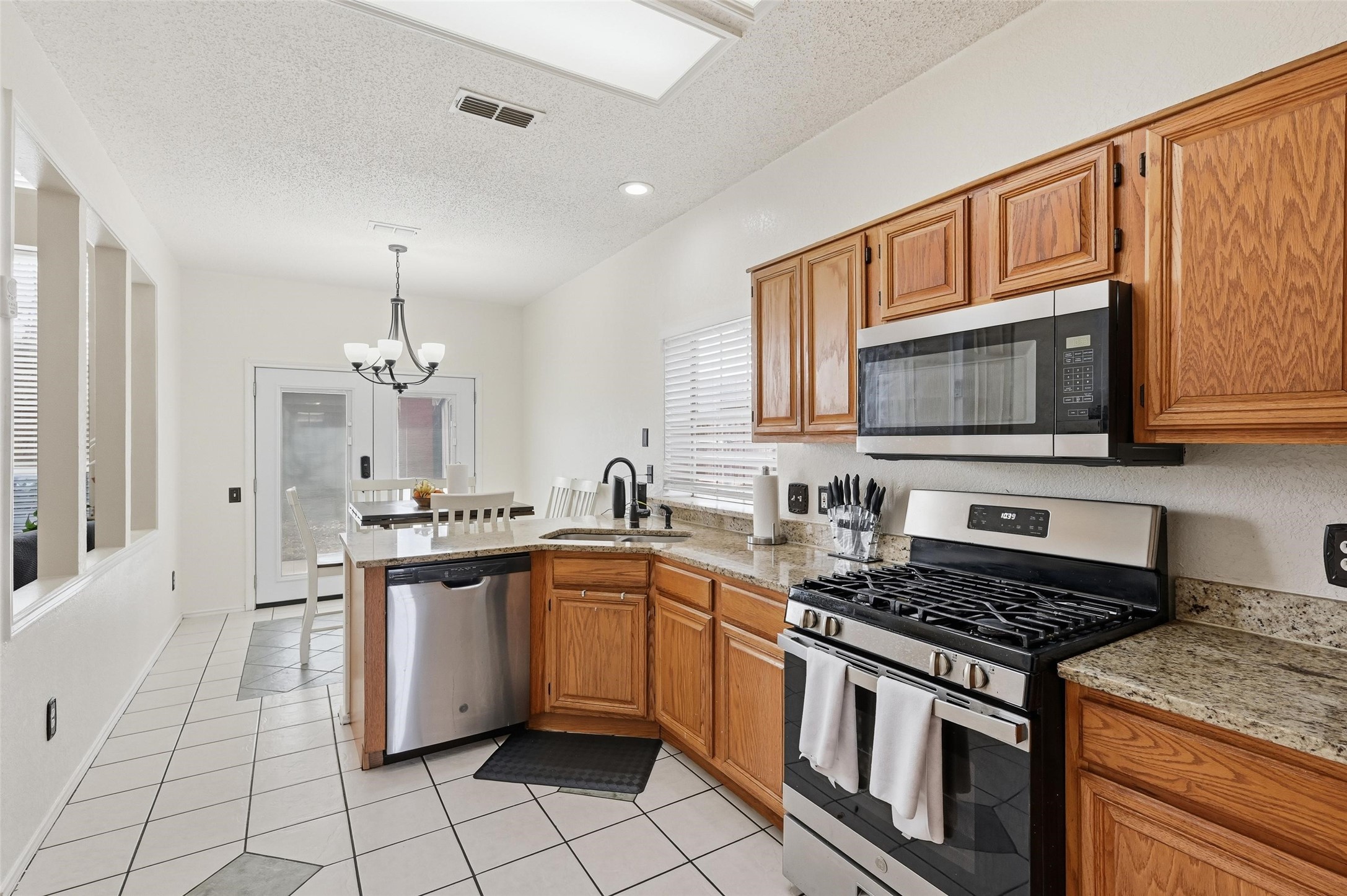 7000 Cadillac Boulevard Arlington TX 76016