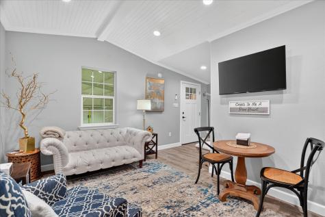 4103 King Air Court Granbury TX 76049
