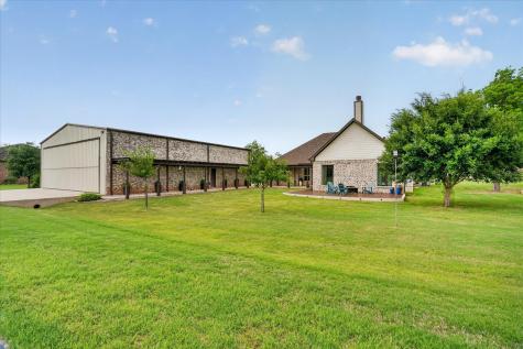 4103 King Air Court Granbury TX 76049