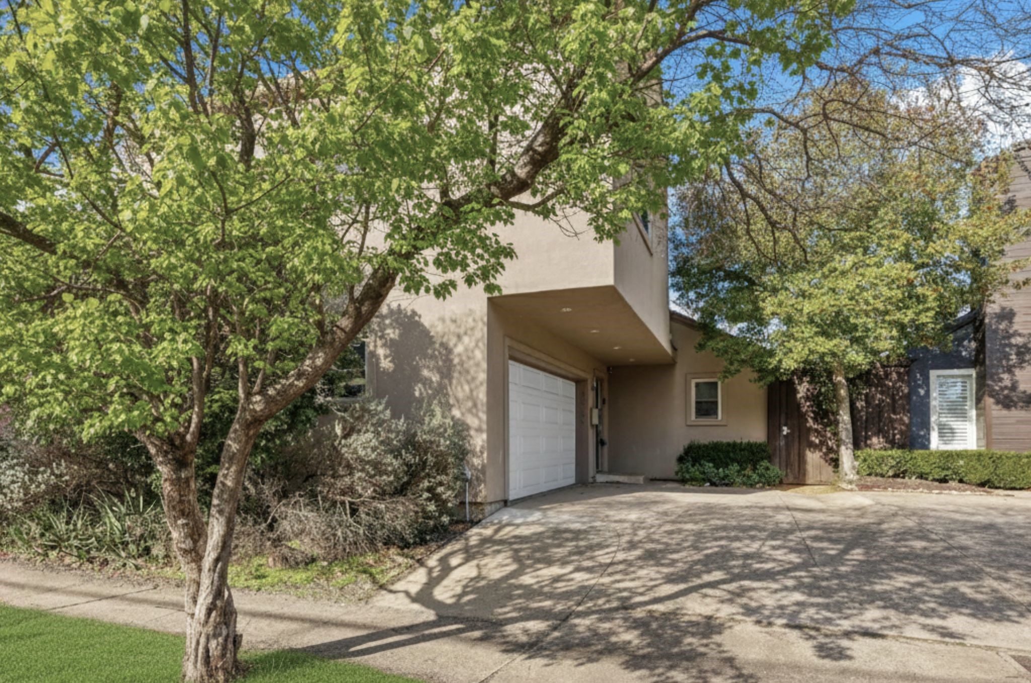 4319 Cabell Drive Dallas TX 75204