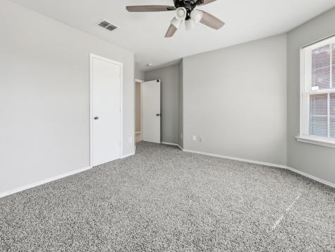 1405 Eagles Nest Trail Krum TX 76249