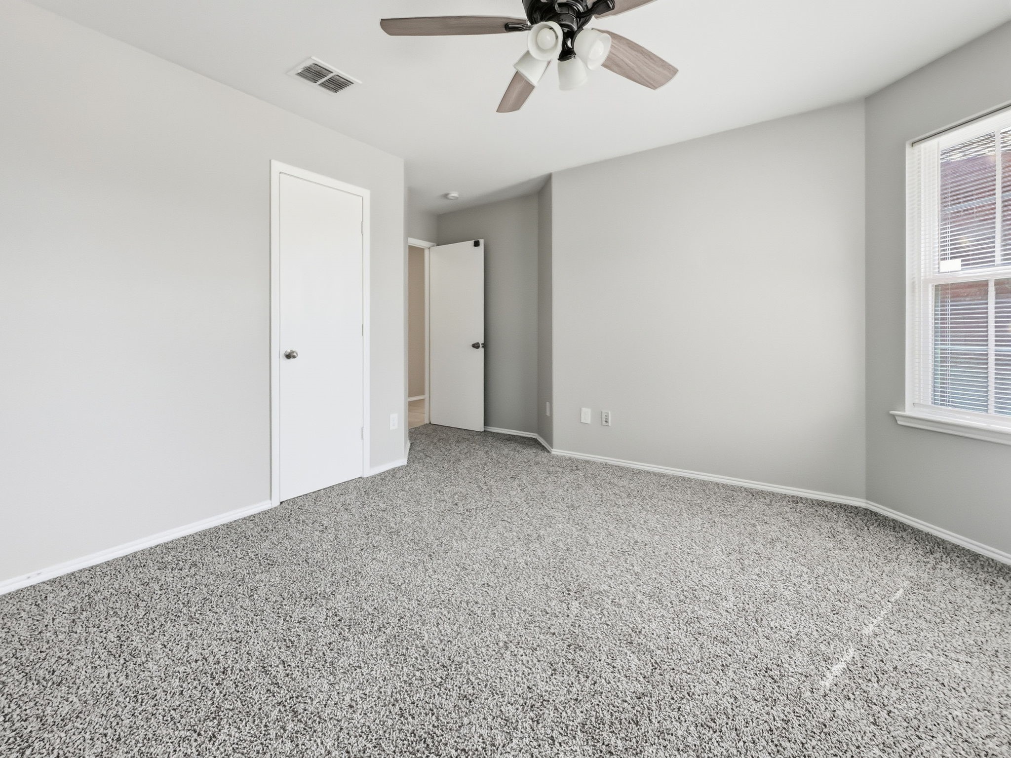 1405 Eagles Nest Trail Krum TX 76249