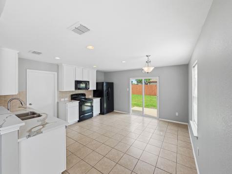 1405 Eagles Nest Trail Krum TX 76249
