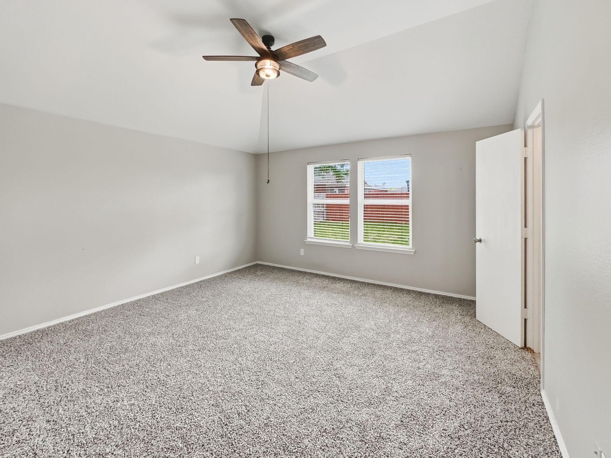 1405 Eagles Nest Trail Krum TX 76249