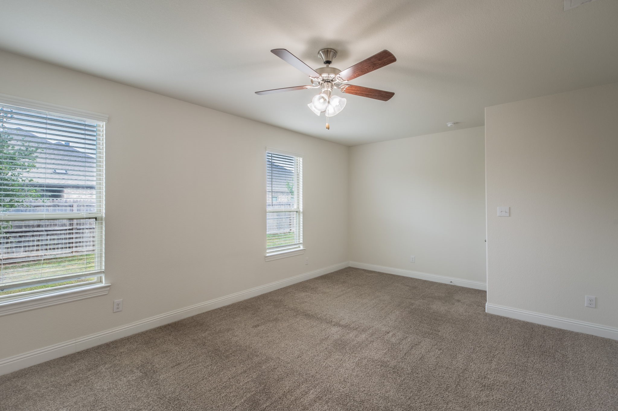 2808 Grizzly Road Aubrey TX 76227