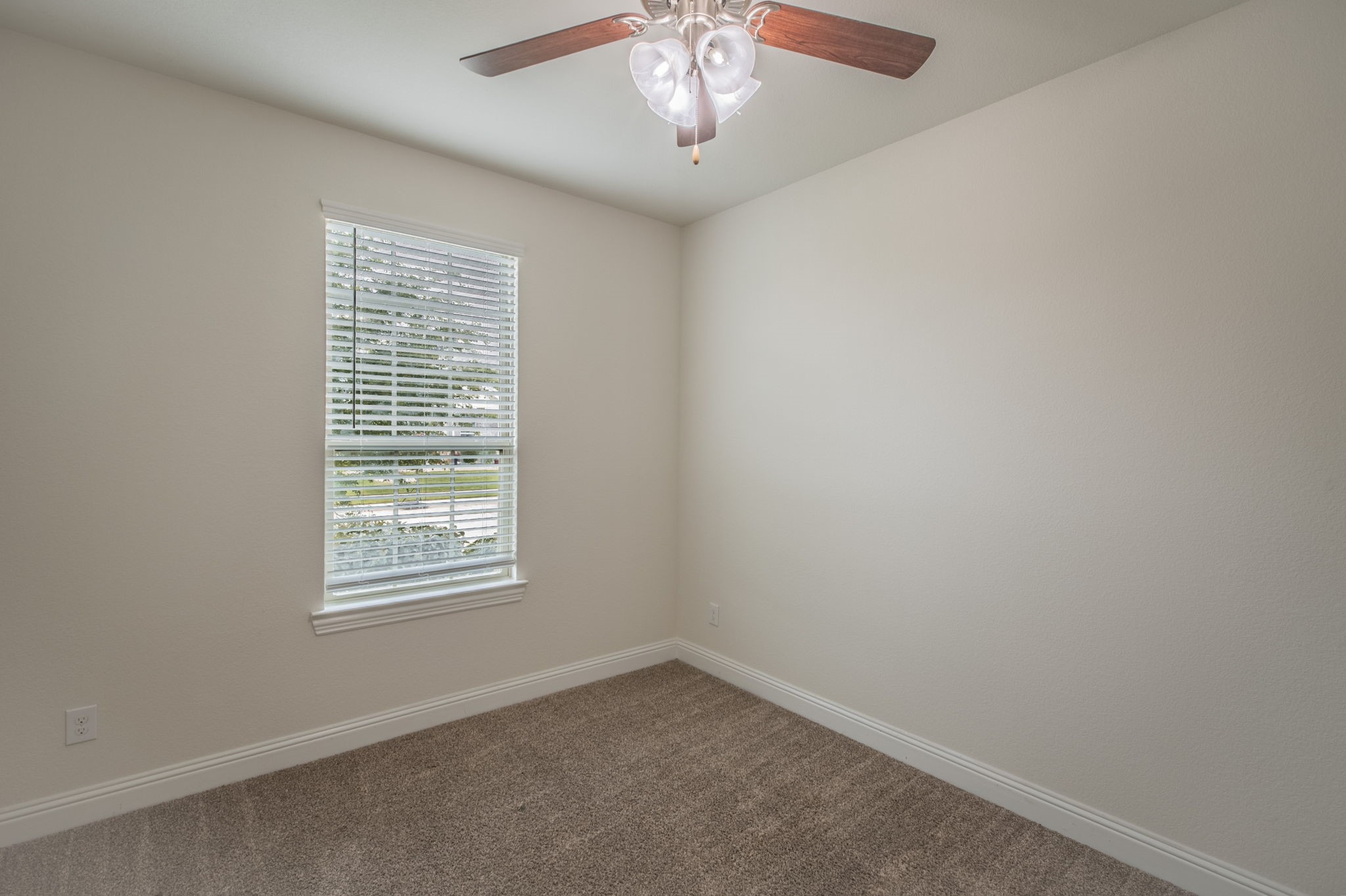 2808 Grizzly Road Aubrey TX 76227