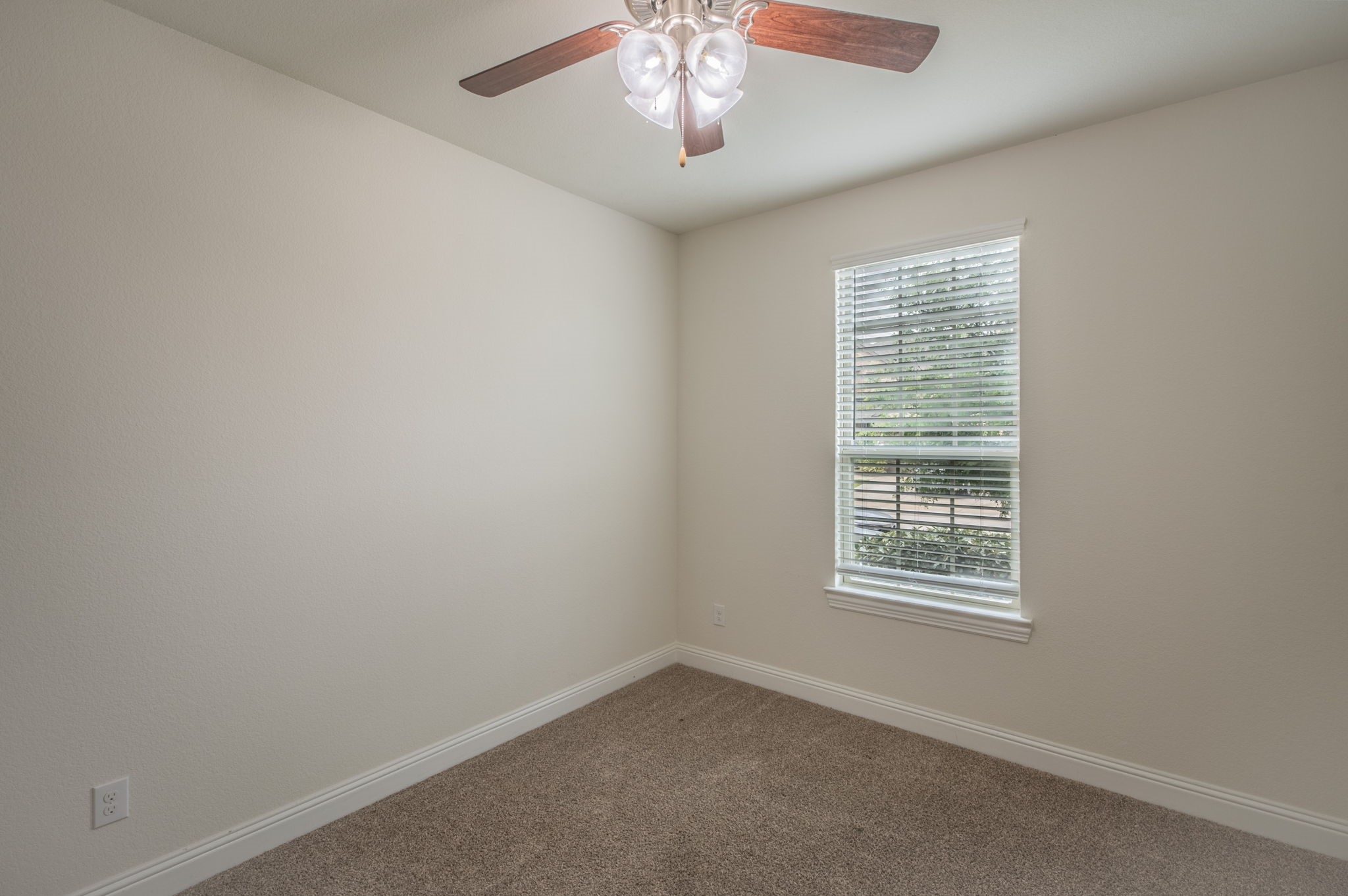 2808 Grizzly Road Aubrey TX 76227