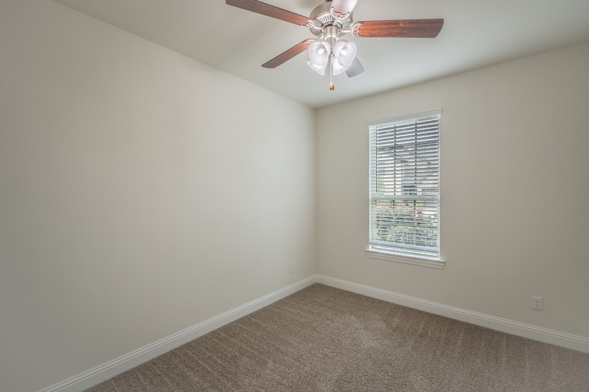 2808 Grizzly Road Aubrey TX 76227