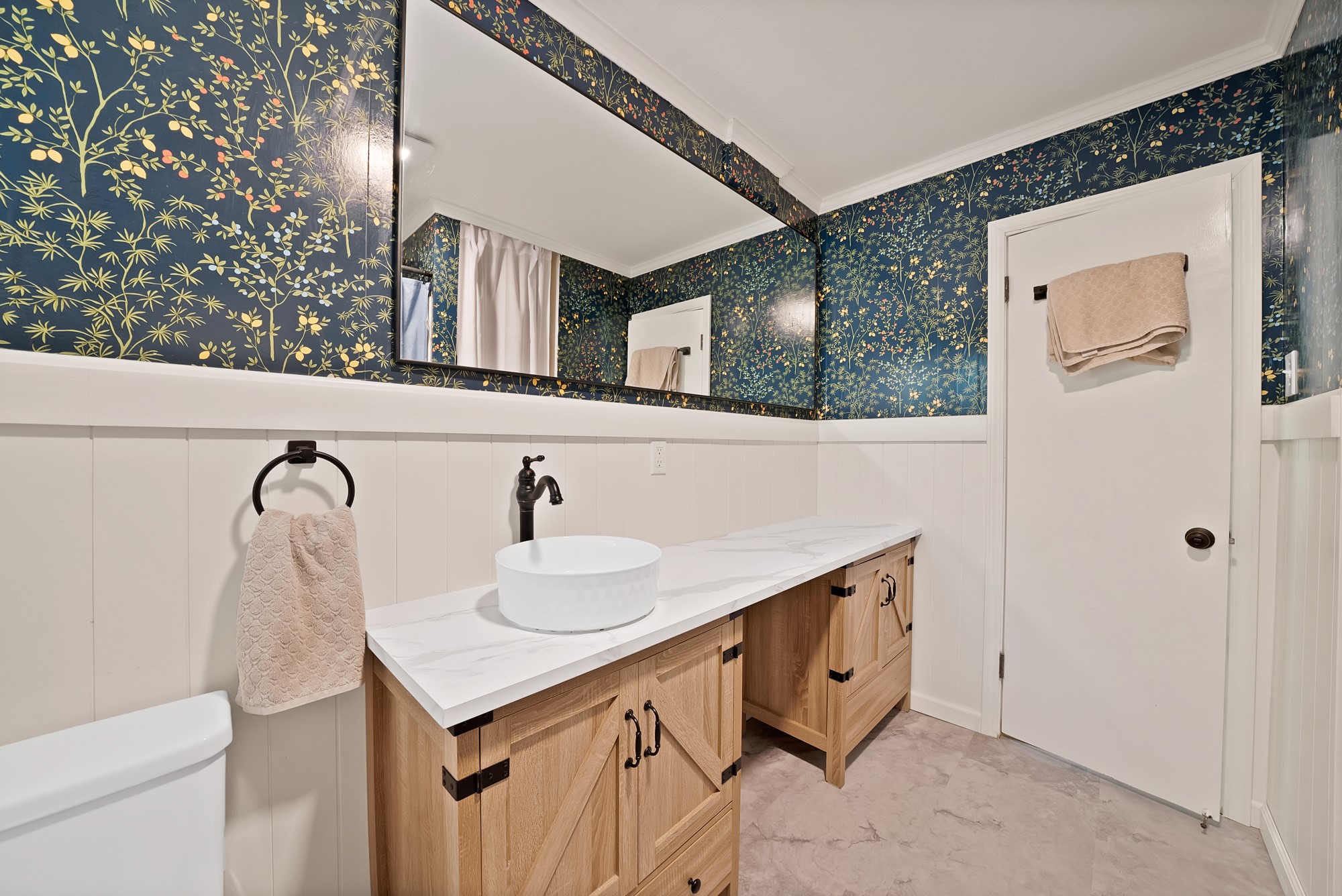 6800 Hightower Street Fort Worth TX 76112