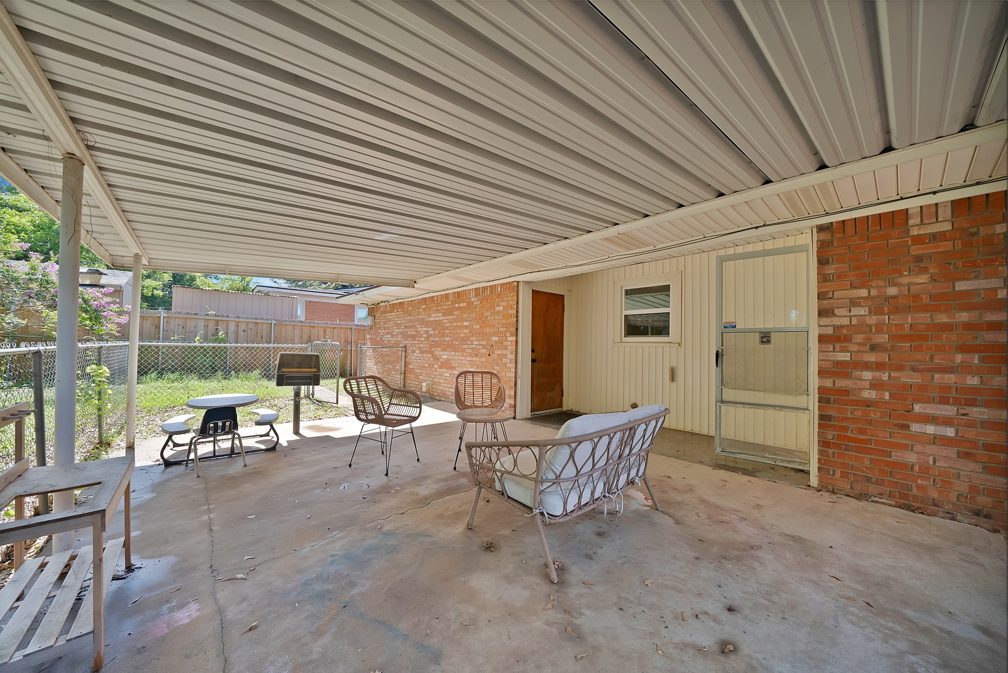 6800 Hightower Street Fort Worth TX 76112