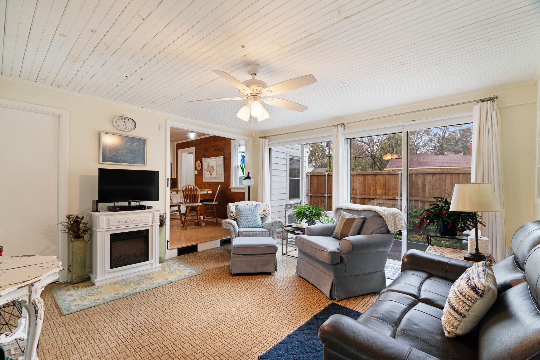 2257 Cleveland Street Paris TX 75460