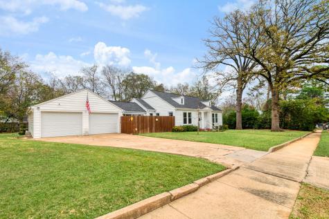2257 Cleveland Street Paris TX 75460