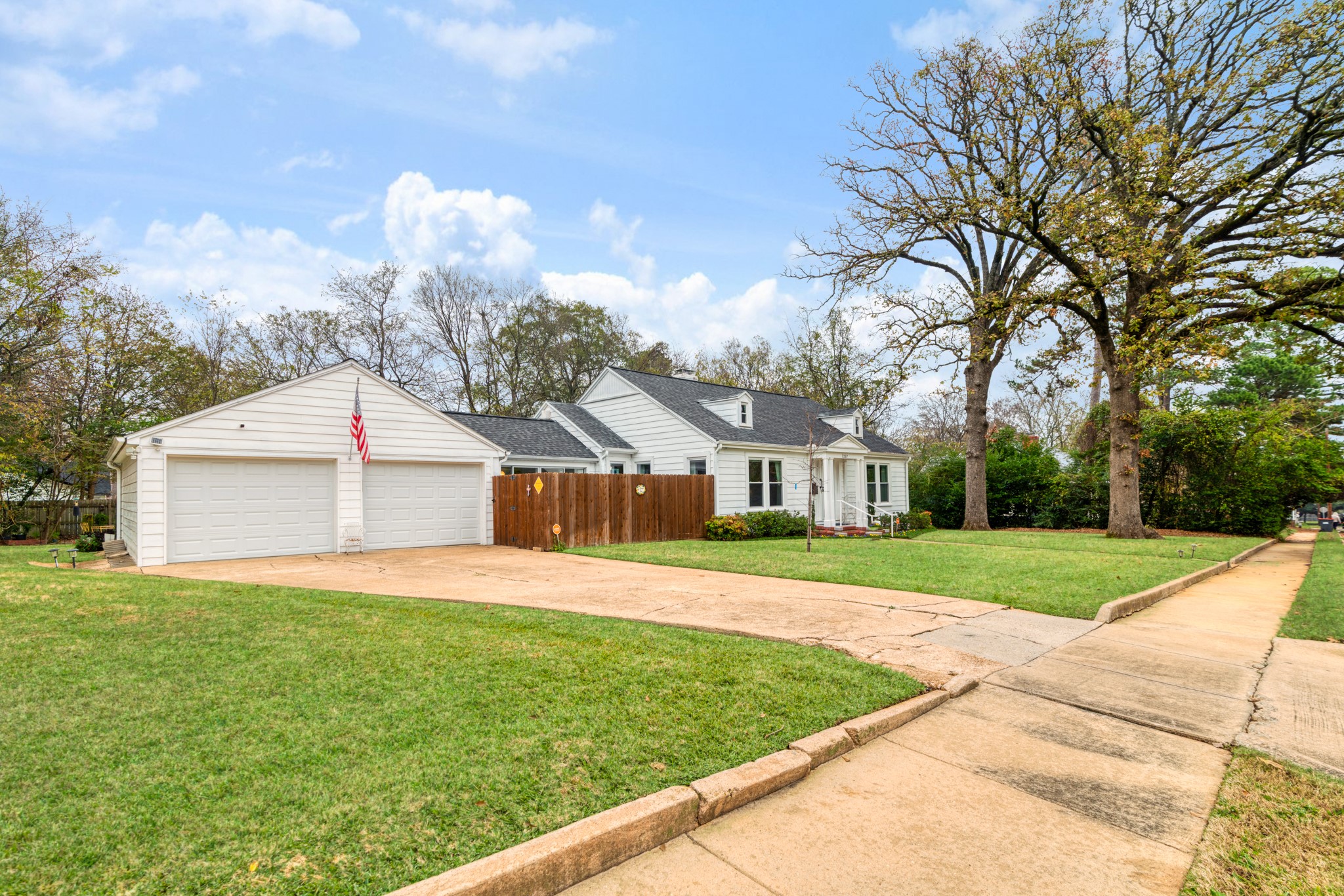 2257 Cleveland Street Paris TX 75460