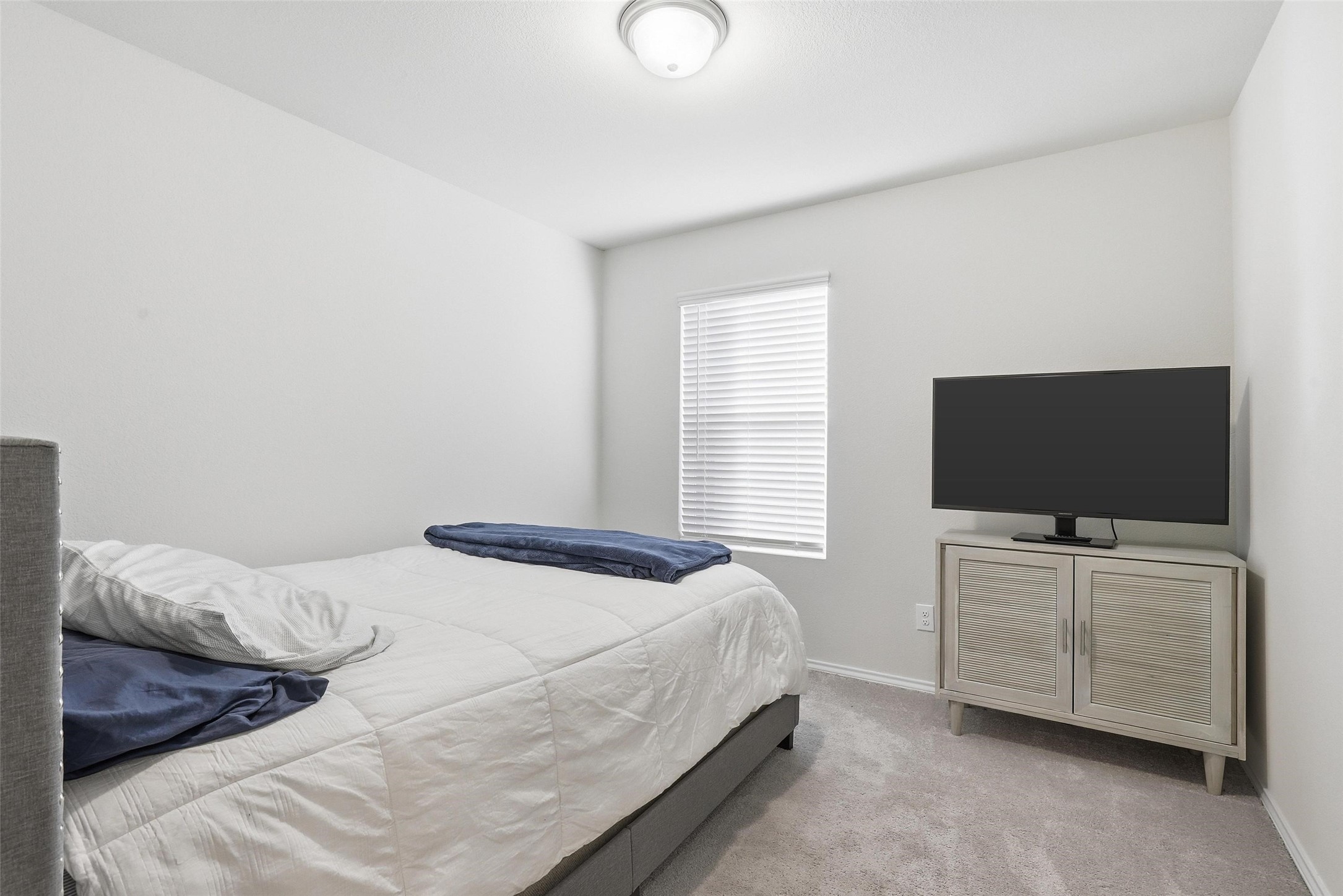 10101 Newtown Drive Fort Worth TX 76036