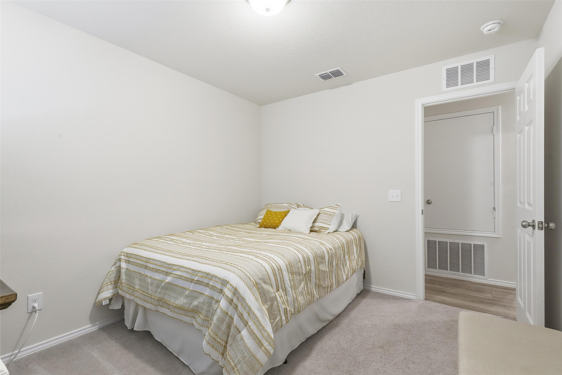 10101 Newtown Drive Fort Worth TX 76036
