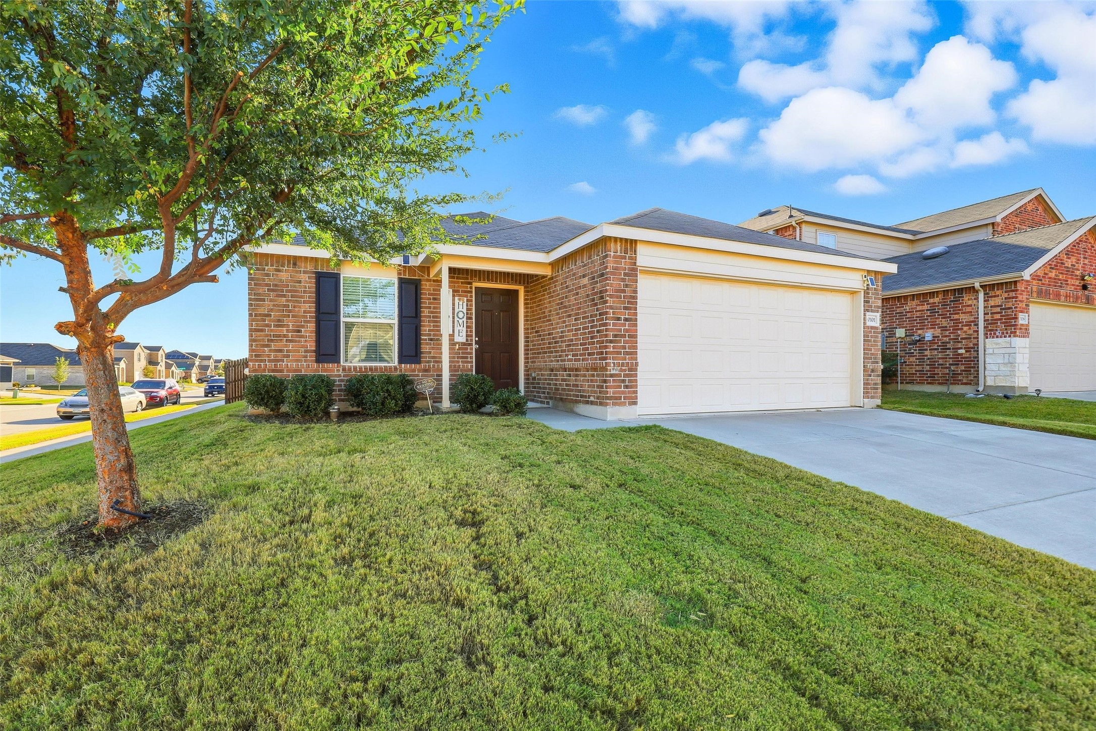 10101 Newtown Drive Fort Worth TX 76036