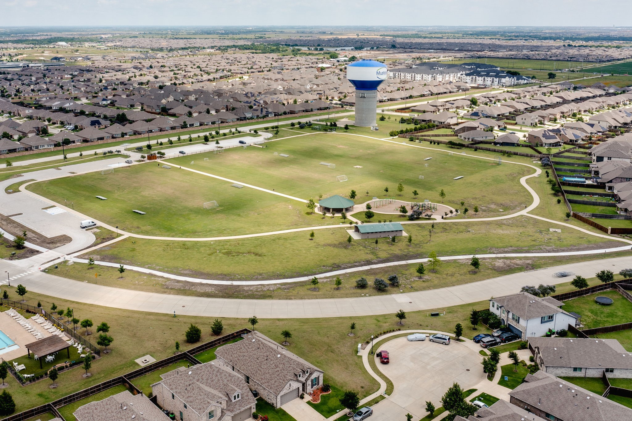 1320 Rosebush Road Aubrey TX 76227