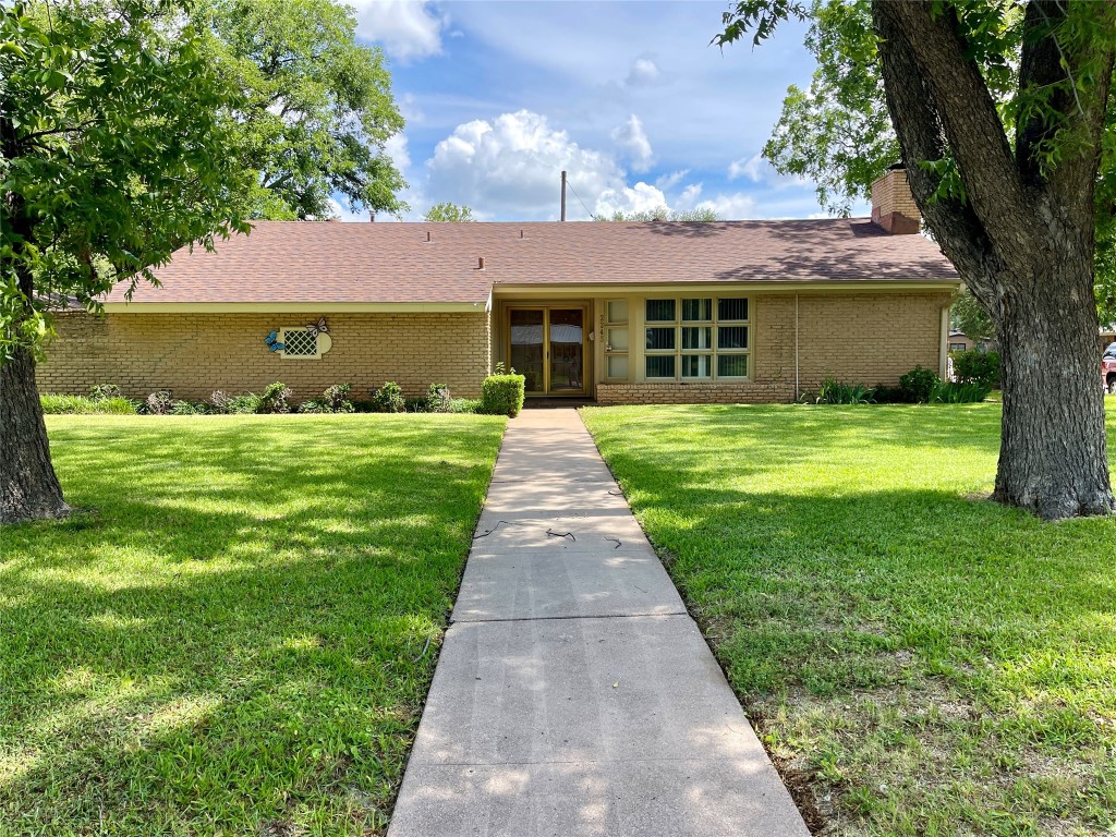 2243 Oakwood Lane Abilene TX 79605