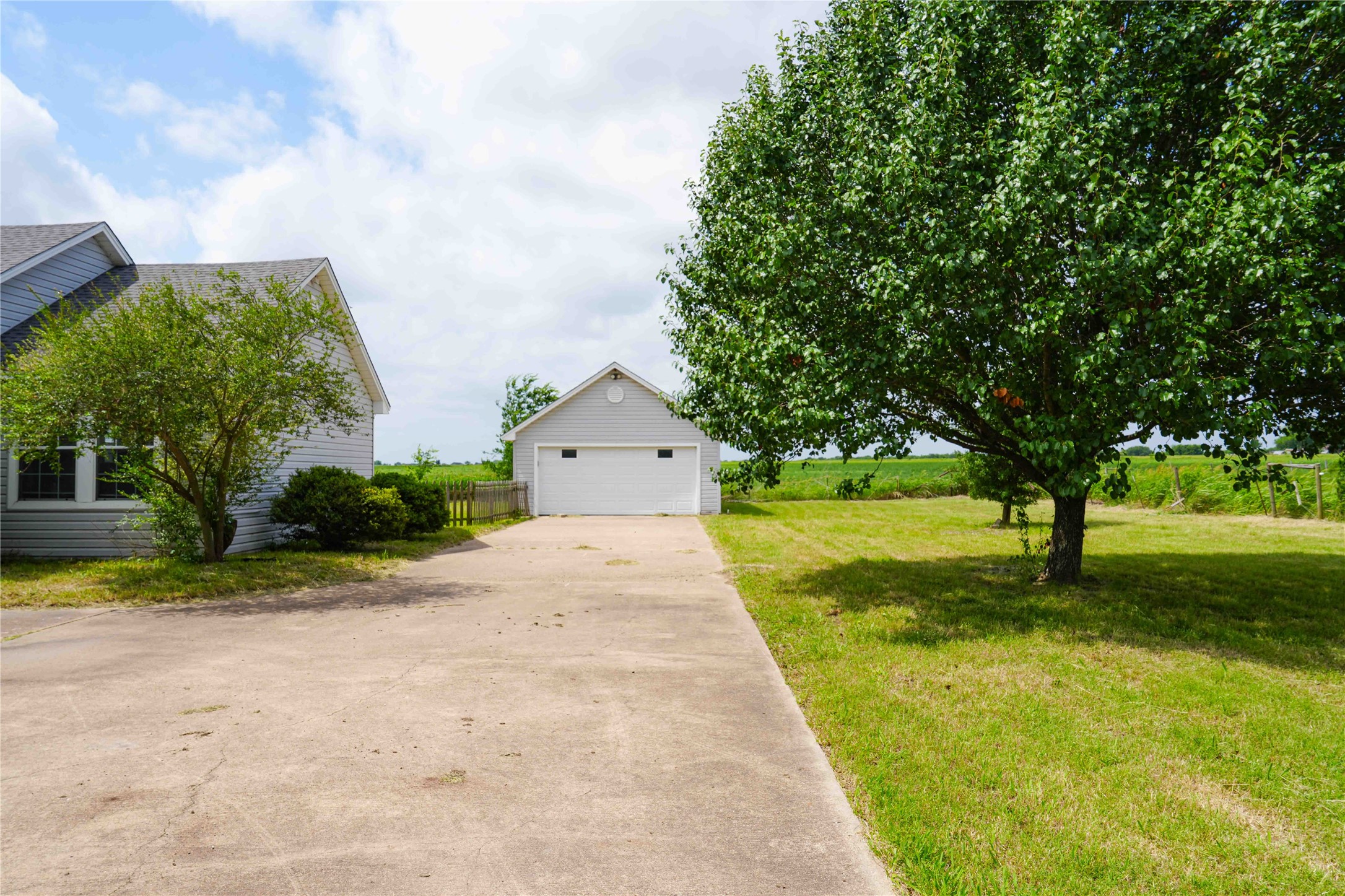 9828 Cr 109 Alvarado TX 76009