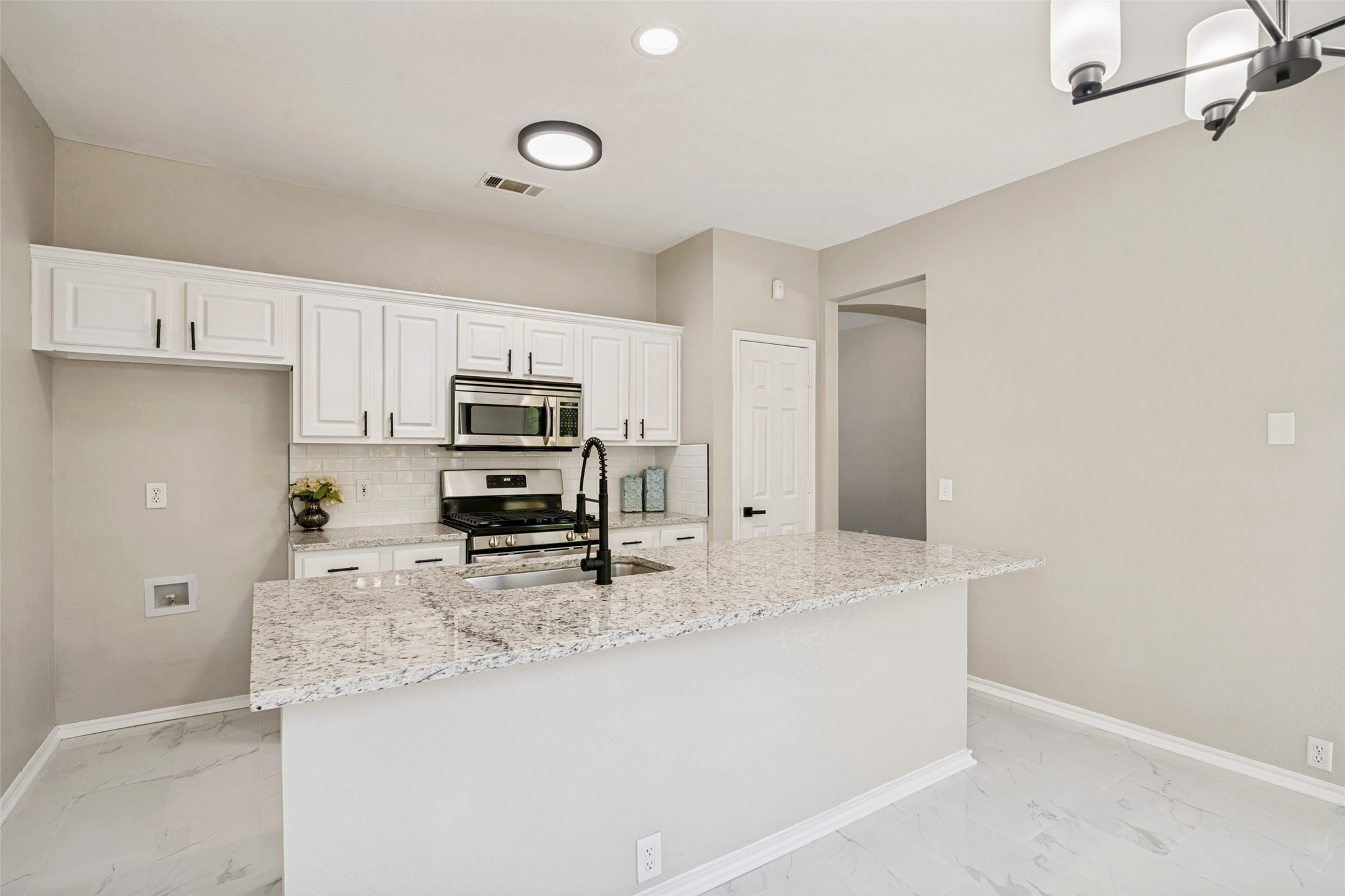 1533 Cross Courts Drive Garland TX 75040