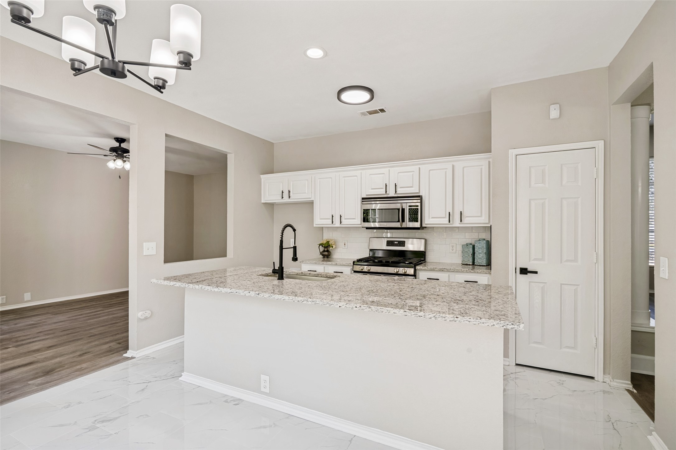 1533 Cross Courts Drive Garland TX 75040
