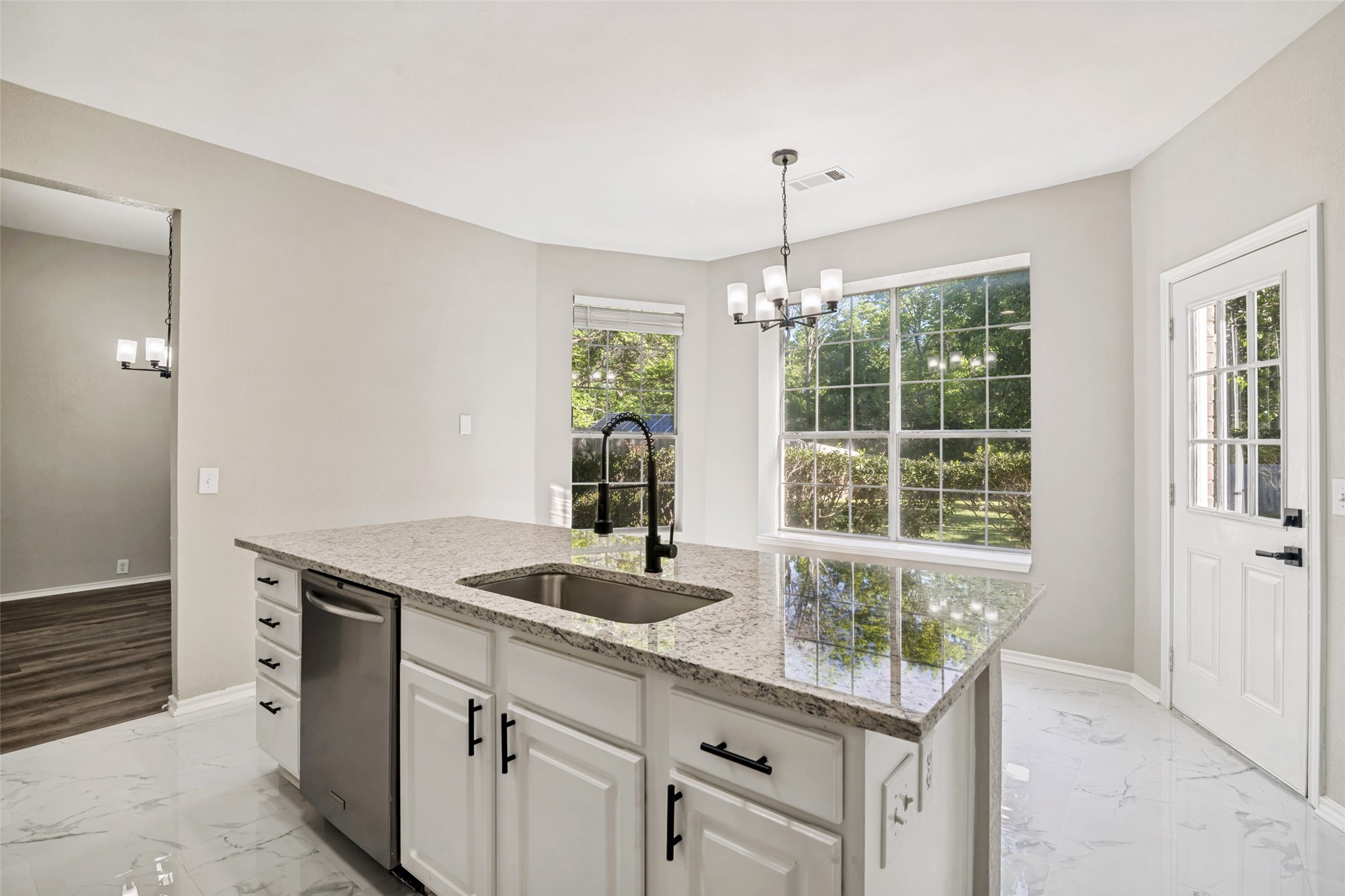 1533 Cross Courts Drive Garland TX 75040