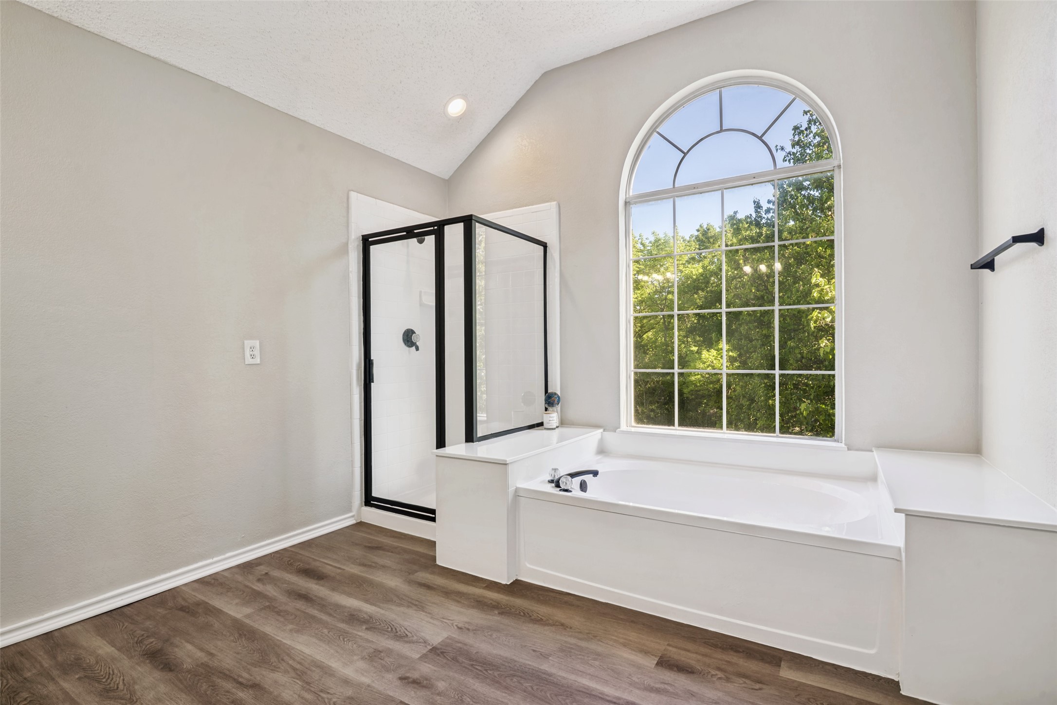 1533 Cross Courts Drive Garland TX 75040