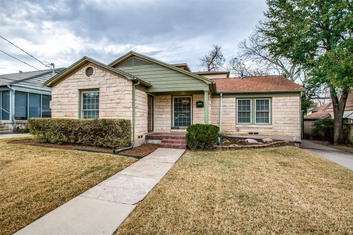 5020 Stoneleigh Avenue Dallas TX 75235